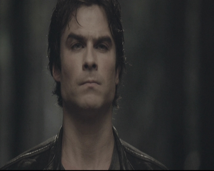 VampireDiariesWorld-dot-nl_6x02YellowLedbetter0055.jpg