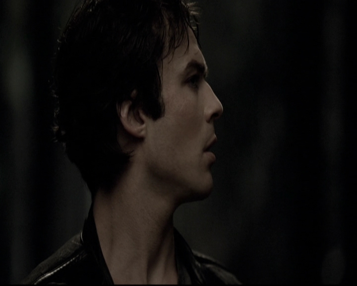 VampireDiariesWorld-dot-nl_6x02YellowLedbetter0061.jpg