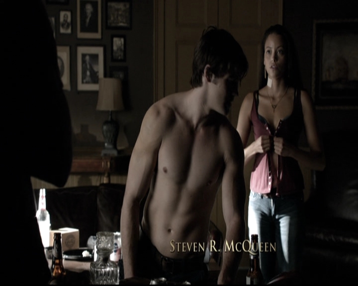 VampireDiariesWorld-dot-nl_6x02YellowLedbetter0140.jpg