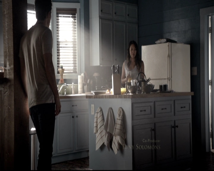 VampireDiariesWorld-dot-nl_6x02YellowLedbetter0182.jpg