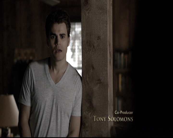 VampireDiariesWorld-dot-nl_6x02YellowLedbetter0183.jpg
