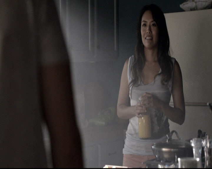 VampireDiariesWorld-dot-nl_6x02YellowLedbetter0185.jpg