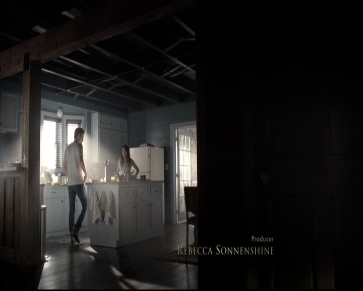 VampireDiariesWorld-dot-nl_6x02YellowLedbetter0190.jpg