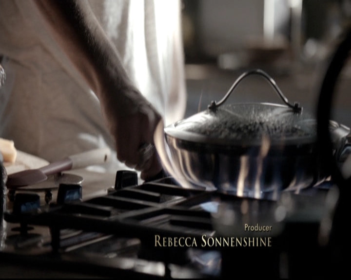 VampireDiariesWorld-dot-nl_6x02YellowLedbetter0191.jpg