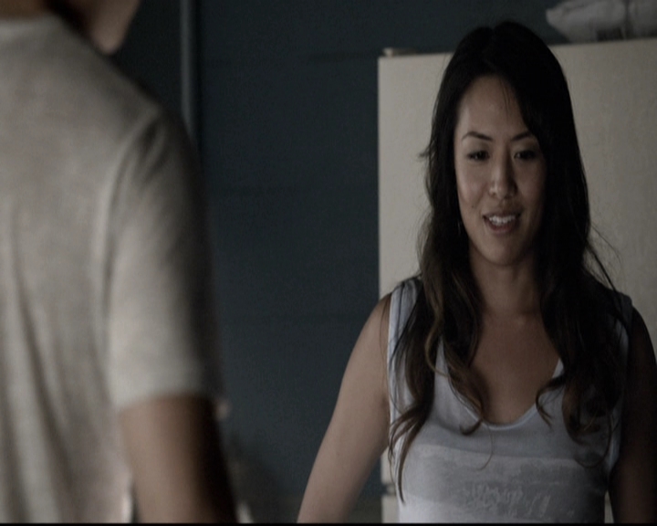 VampireDiariesWorld-dot-nl_6x02YellowLedbetter0192.jpg