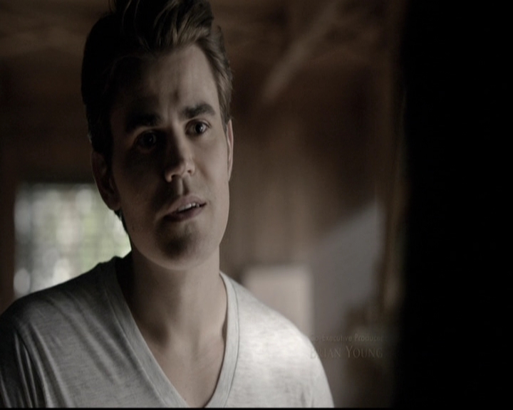VampireDiariesWorld-dot-nl_6x02YellowLedbetter0196.jpg