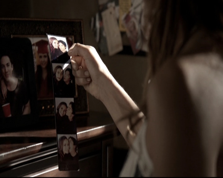 VampireDiariesWorld-dot-nl_6x02YellowLedbetter0256.jpg