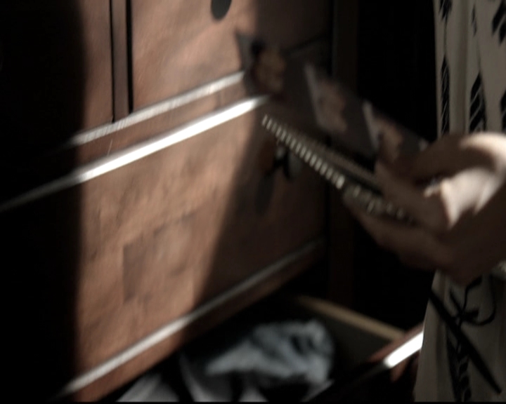 VampireDiariesWorld-dot-nl_6x02YellowLedbetter0259.jpg