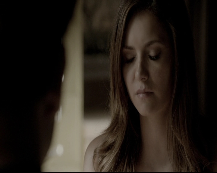 VampireDiariesWorld-dot-nl_6x02YellowLedbetter0444.jpg