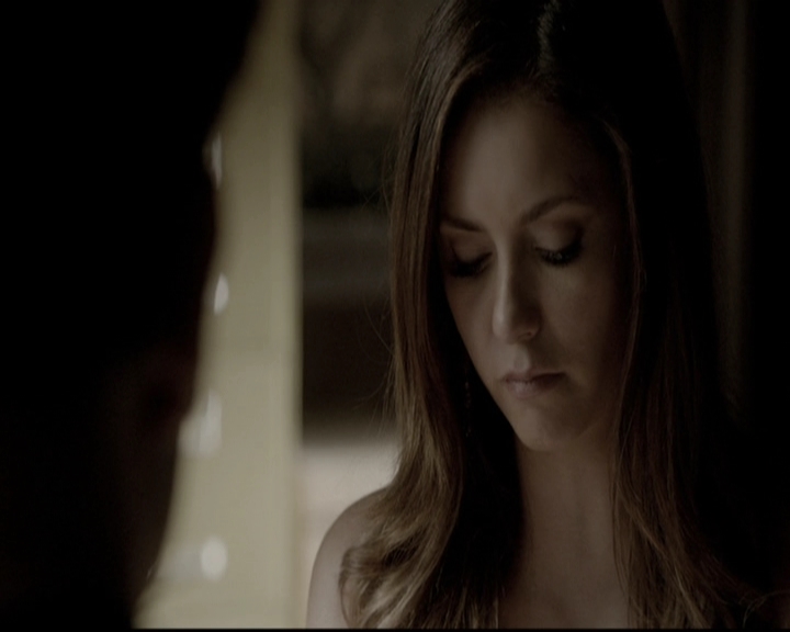 VampireDiariesWorld-dot-nl_6x02YellowLedbetter0445.jpg