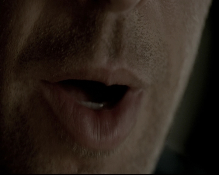 VampireDiariesWorld-dot-nl_6x02YellowLedbetter0452.jpg