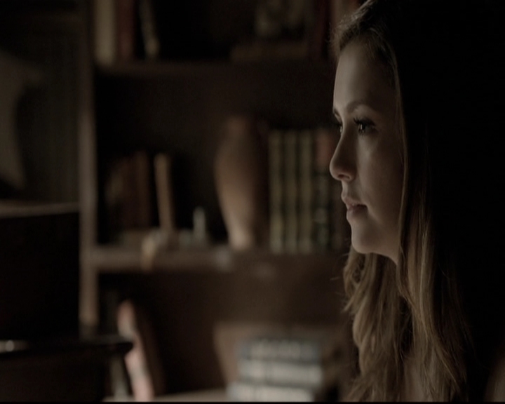 VampireDiariesWorld-dot-nl_6x02YellowLedbetter0489.jpg