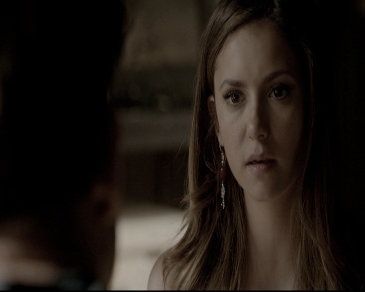 VampireDiariesWorld-dot-nl_6x02YellowLedbetter0494.jpg