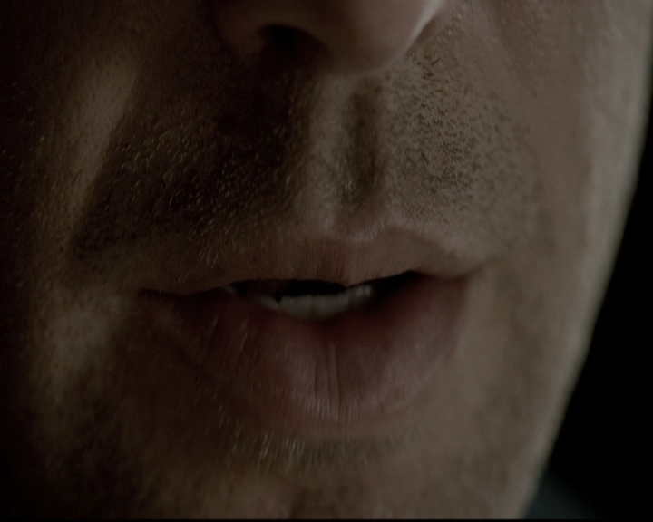 VampireDiariesWorld-dot-nl_6x02YellowLedbetter0530.jpg