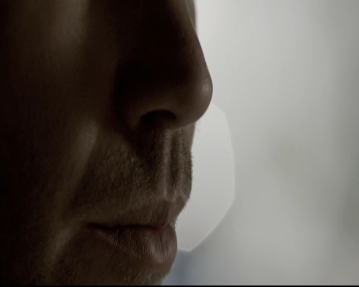 VampireDiariesWorld-dot-nl_6x02YellowLedbetter0646.jpg
