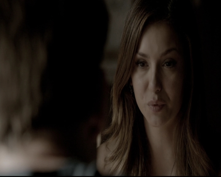 VampireDiariesWorld-dot-nl_6x02YellowLedbetter0650.jpg