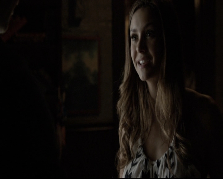 VampireDiariesWorld-dot-nl_6x02YellowLedbetter1306.jpg