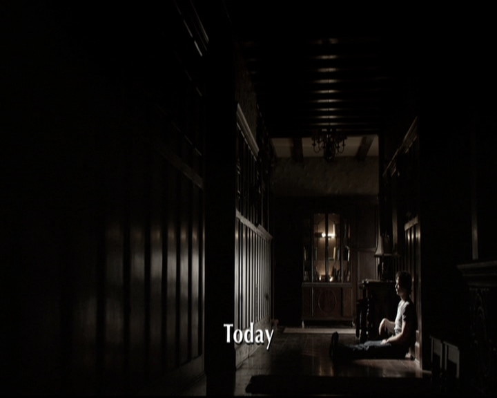 VampireDiariesWorld-dot-nl_6x02YellowLedbetter1738.jpg