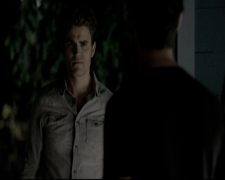 VampireDiariesWorld-dot-nl_6x02YellowLedbetter2047.jpg