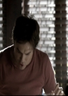 VampireDiariesWorld-dot-nl_6x02YellowLedbetter1327.jpg