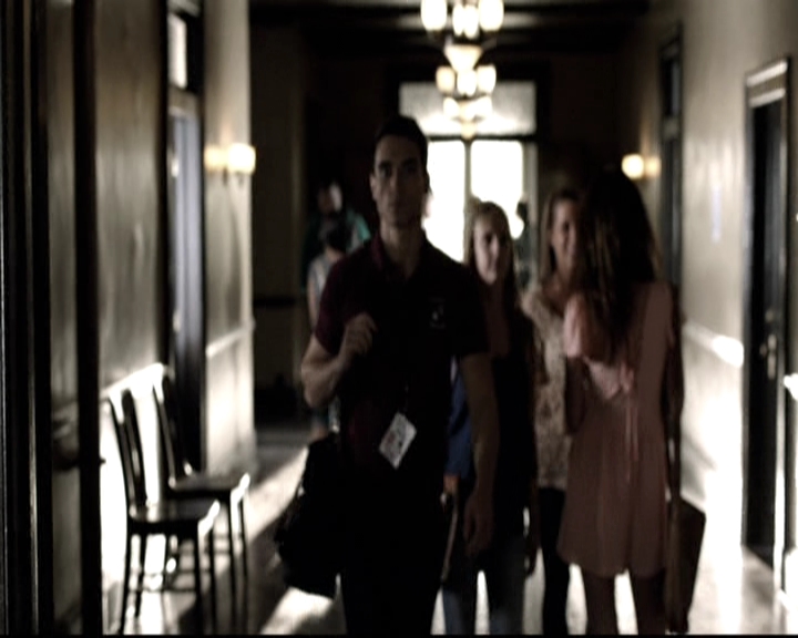 VampireDiariesWorld-dot-nl_6x03WelcomeToParadise0324.jpg
