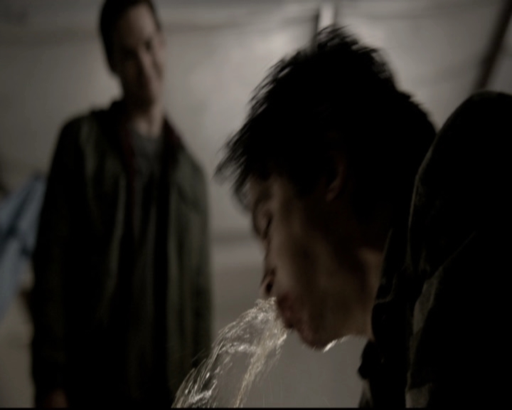 VampireDiariesWorld-dot-nl_6x03WelcomeToParadise1502.jpg
