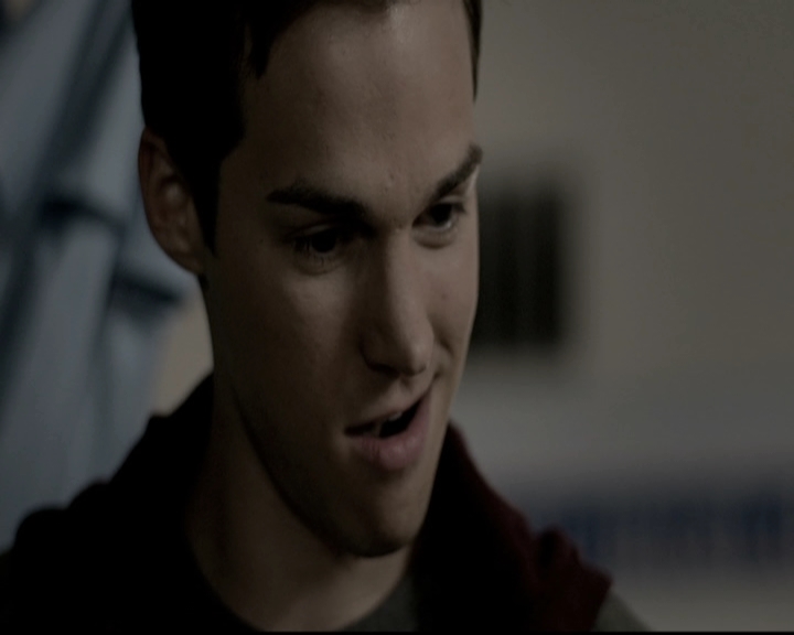 VampireDiariesWorld-dot-nl_6x03WelcomeToParadise1506.jpg