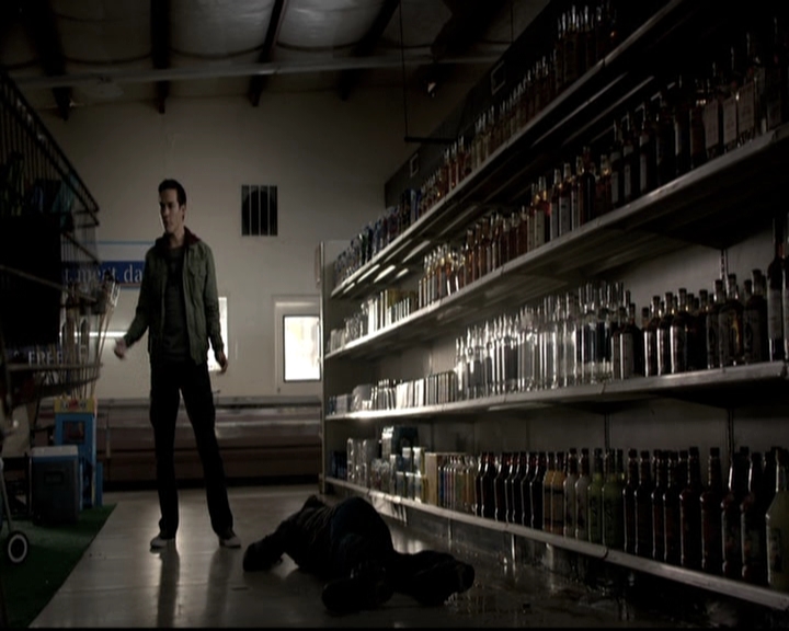 VampireDiariesWorld-dot-nl_6x03WelcomeToParadise1511.jpg