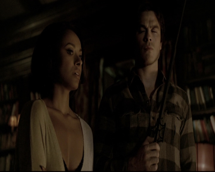 VampireDiariesWorld-dot-nl_6x03WelcomeToParadise1960.jpg