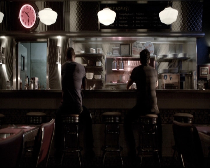 VampireDiariesWorld-dot-nl_6x03WelcomeToParadise2192.jpg VampireDiariesWorld-dot-nl_6x03WelcomeToParadise2192.jpg