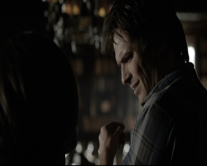 VampireDiariesWorld-dot-nl_6x04BlackHoleSun0415.jpg