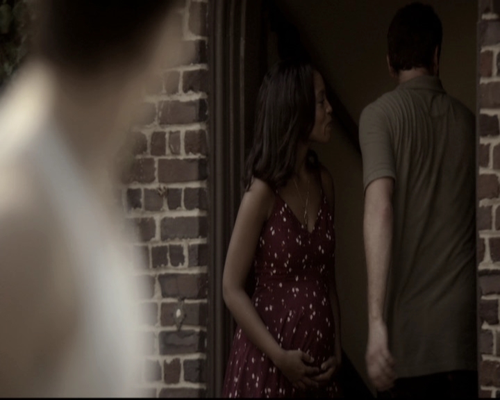 VampireDiariesWorld-dot-nl_6x04BlackHoleSun0469.jpg VampireDiariesWorld-dot-nl_6x04BlackHoleSun0469.jpg