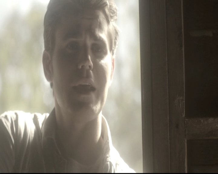 VampireDiariesWorld-dot-nl_6x04BlackHoleSun1072.jpg