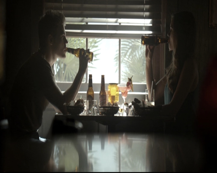 VampireDiariesWorld-dot-nl_6x04BlackHoleSun1188.jpg
