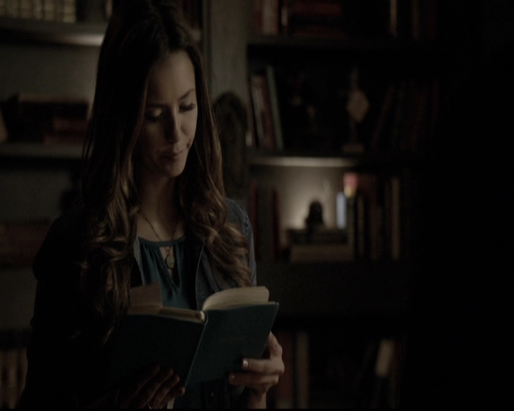 VampireDiariesWorld-dot-nl_6x04BlackHoleSun2021.jpg VampireDiariesWorld-dot-nl_6x04BlackHoleSun2021.jpg