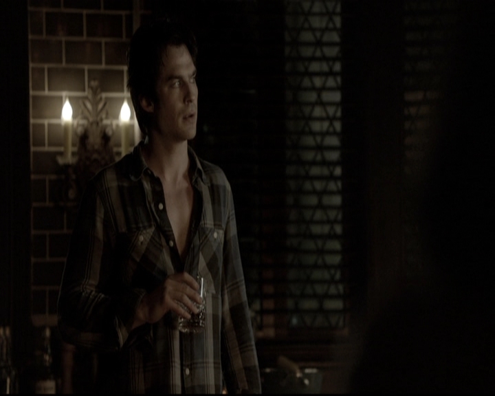VampireDiariesWorld-dot-nl_6x04BlackHoleSun2154.jpg