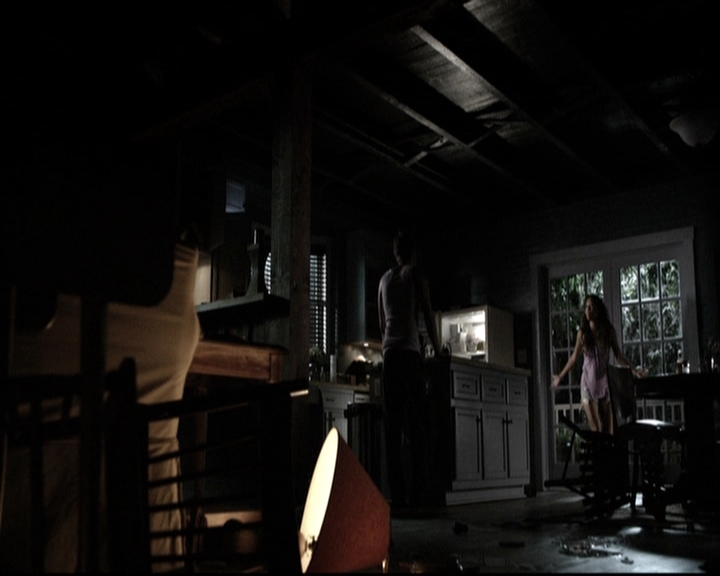 VampireDiariesWorld-dot-nl_6x05The_WorldHasTurnedAndLeftMeHere0110.jpg