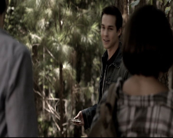 VampireDiariesWorld-dot-nl_6x05The_WorldHasTurnedAndLeftMeHere0502.jpg
