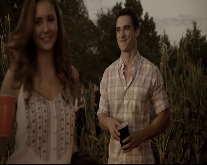 VampireDiariesWorld-dot-nl_6x05The_WorldHasTurnedAndLeftMeHere0631.jpg