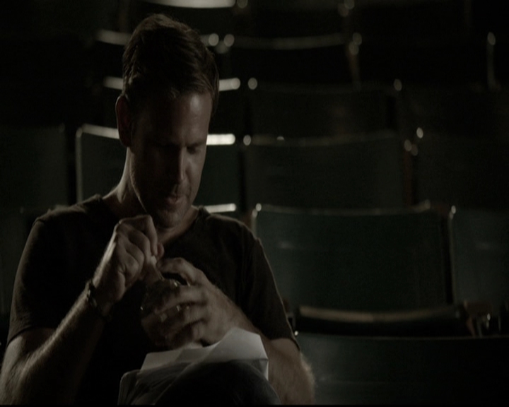 VampireDiariesWorld-dot-nl_6x05The_WorldHasTurnedAndLeftMeHere0670.jpg