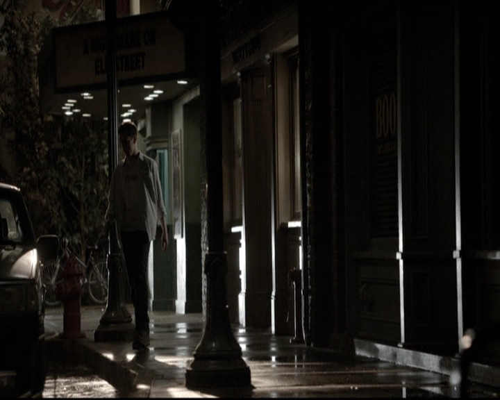 VampireDiariesWorld-dot-nl_6x05The_WorldHasTurnedAndLeftMeHere0745.jpg