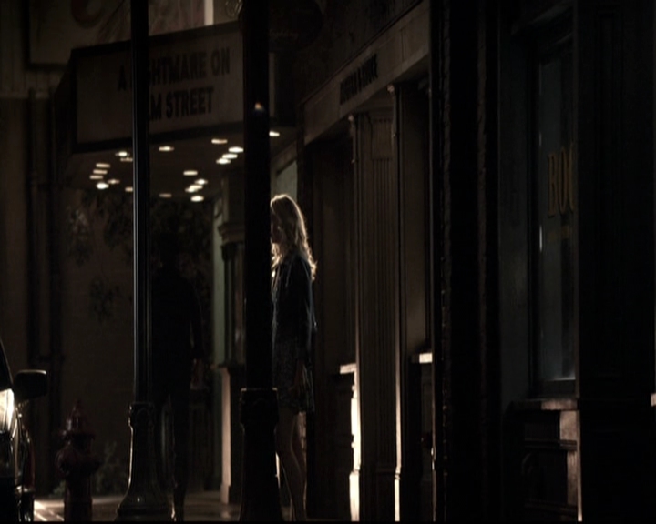 VampireDiariesWorld-dot-nl_6x05The_WorldHasTurnedAndLeftMeHere1305.jpg