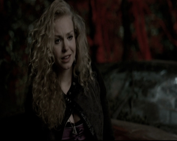 VampireDiariesWorld-dot-nl_6x05The_WorldHasTurnedAndLeftMeHere1649.jpg