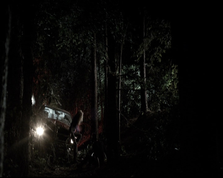 VampireDiariesWorld-dot-nl_6x05The_WorldHasTurnedAndLeftMeHere1653.jpg