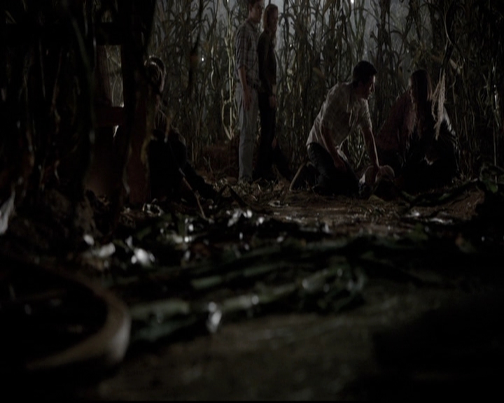 VampireDiariesWorld-dot-nl_6x05The_WorldHasTurnedAndLeftMeHere1747.jpg