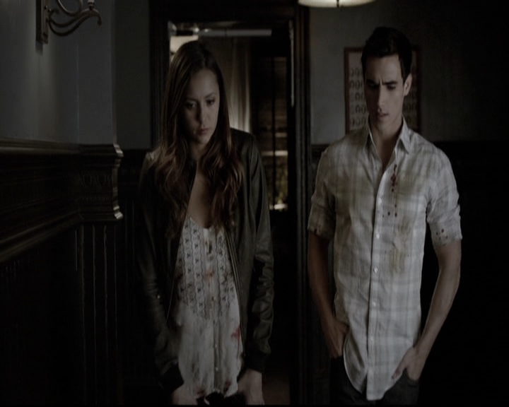 VampireDiariesWorld-dot-nl_6x05The_WorldHasTurnedAndLeftMeHere1992.jpg
