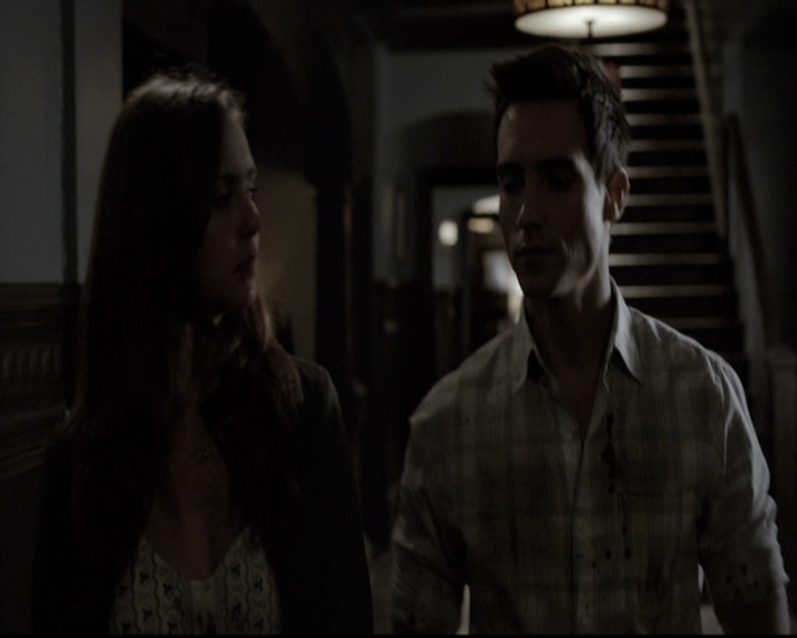 VampireDiariesWorld-dot-nl_6x05The_WorldHasTurnedAndLeftMeHere2012.jpg