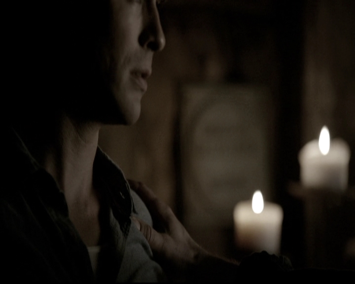 VampireDiariesWorld-dot-nl_6x05The_WorldHasTurnedAndLeftMeHere2256.jpg