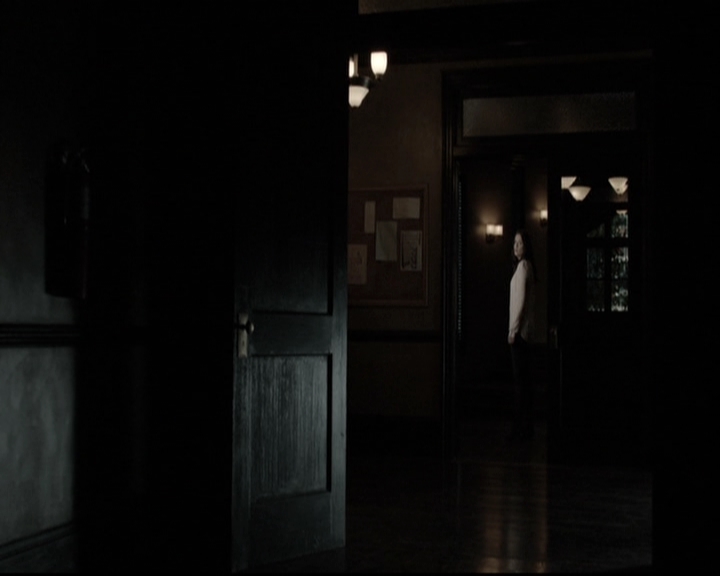VampireDiariesWorld-dot-nl_6x06TheMoreYouIgnoreMeTheCloserIGet1388.jpg