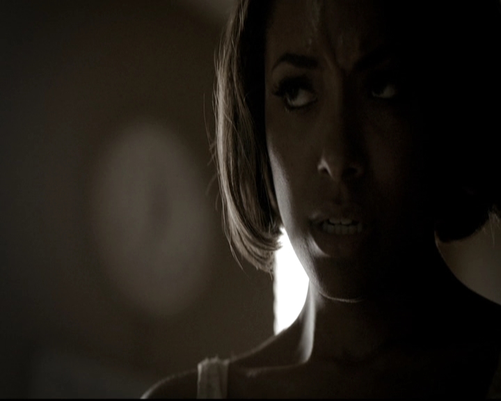 VampireDiariesWorld-dot-nl_6x07DoYouRememberTheFirstTime1126.jpg